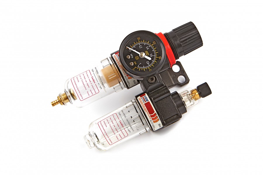 HBM Luftentfeuchter, Druckregler und Ölzerstäuber Modell 2