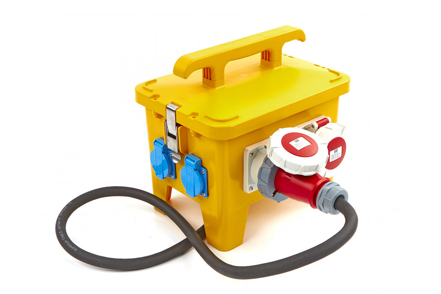 HBM 4 X 400 Volt En 2 X 230 Volt Verdeelblok Stekkerdoos IP44 hbm-4-x-400-volt-en-2-x-230-volt-verdeelblok-stekkerdoos-ip44
