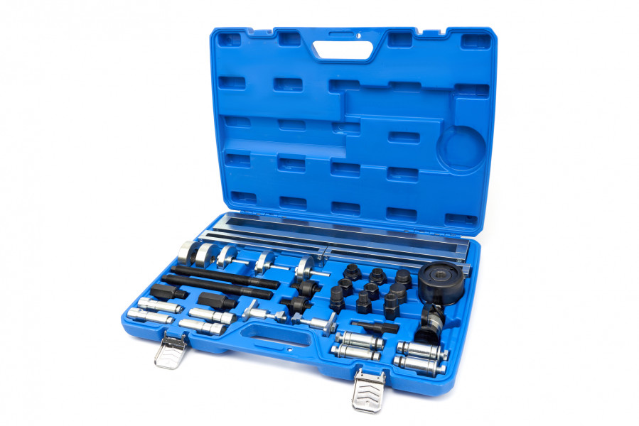 Kit d'outils mécaniques et hydrauliques HBM pour la dépose de l'injecteur diesel à rampe commune.